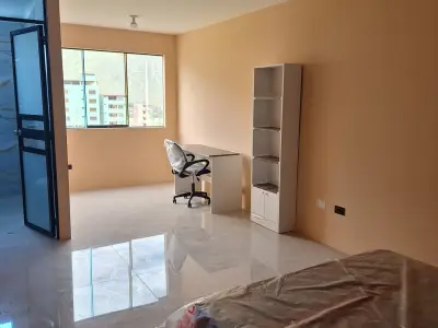 SE ALQUILA HABITACION / MINIDEPARTAMENTO CERCA UDH ESTRENO 2026