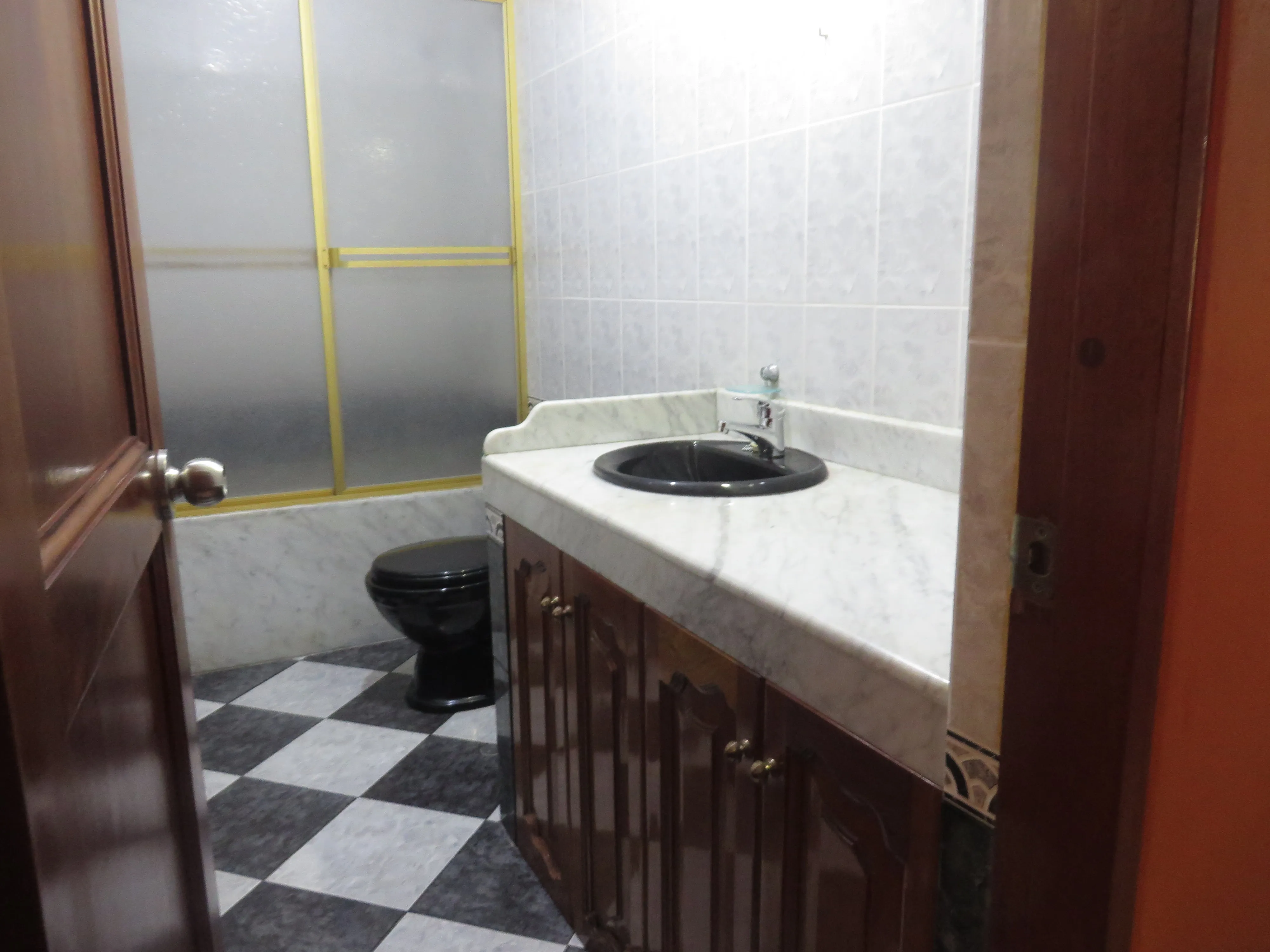 HABITACION AMOBLADA NO FUMADOR EN SURCO ( POR LA CRUCETA ) - 2