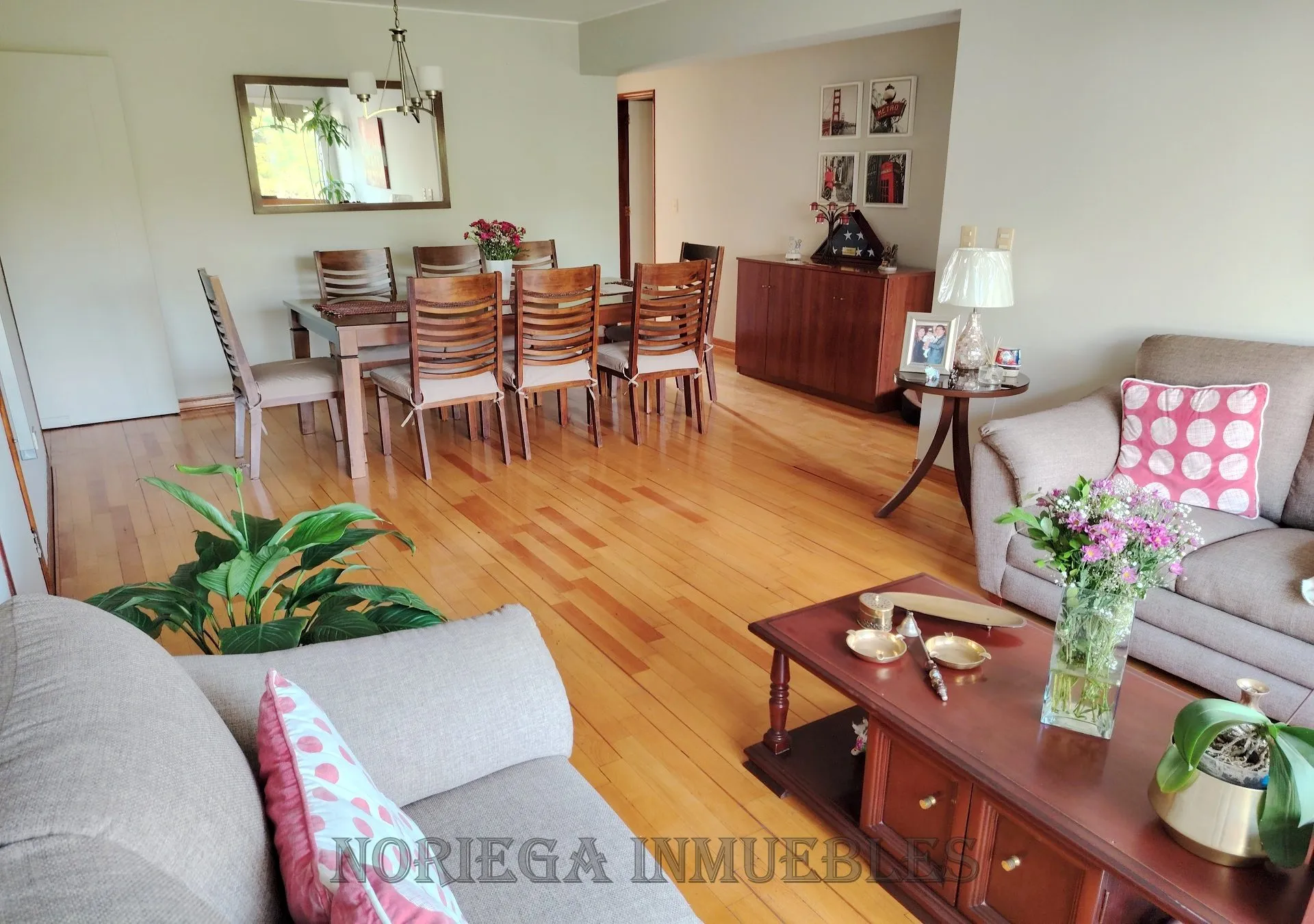 Surco. Dpto. 165 m2 + 35 m2 Terraza + 2 Cocheras. US$ 255,000.- - 3