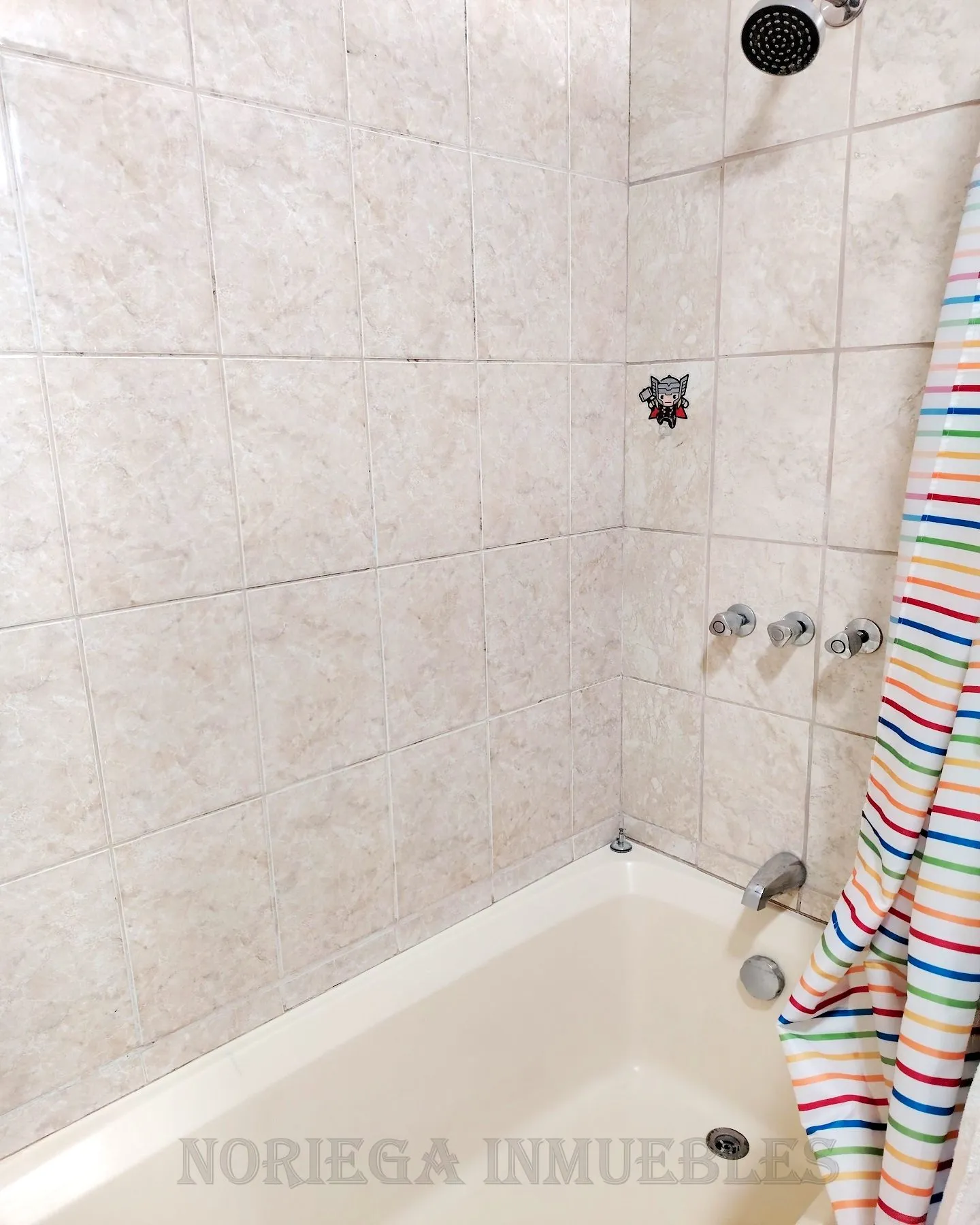 Surco. Dpto. 165 m2 + 35 m2 Terraza + 2 Cocheras. US$ 255,000.- - 10