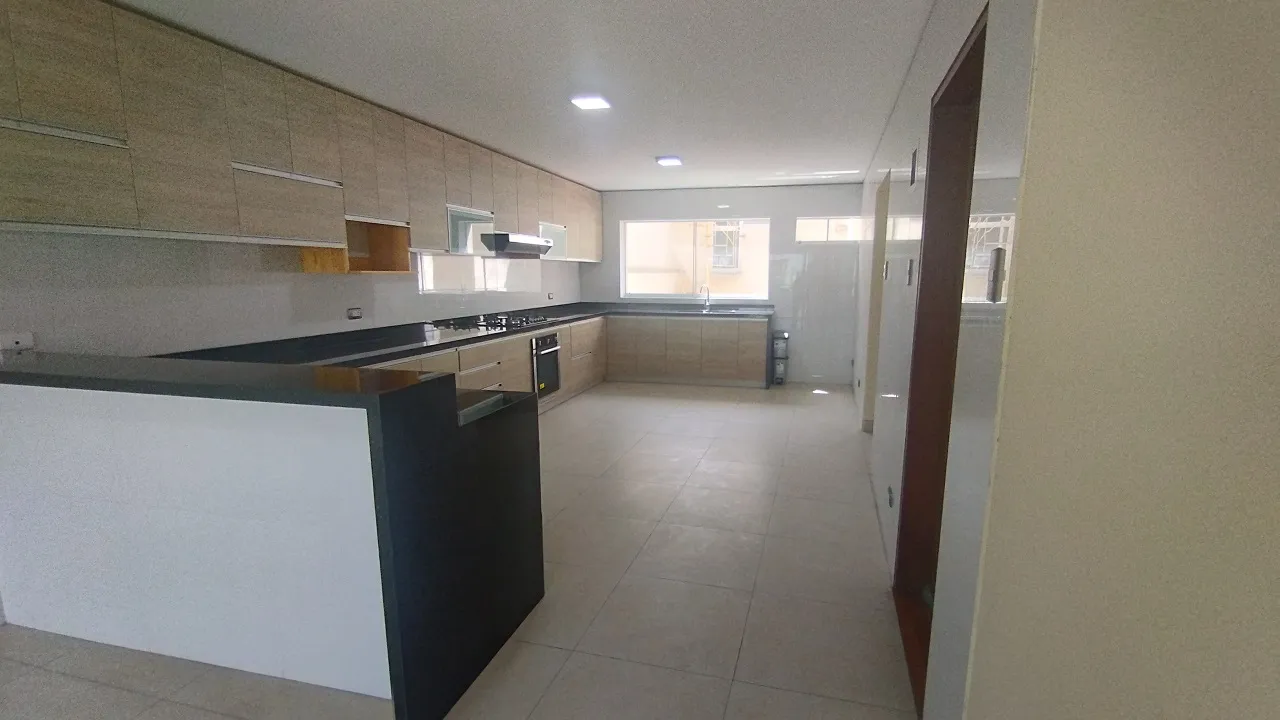 ¿LA CASA MÁS GRANDE DE LA MOLINA?  623m² de Lujo, Ascensor y Sauna | REMATE DE OCASIÓN — foto 7