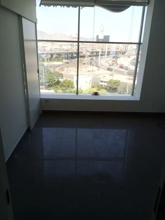 CENTRO MEDICO ALQUILA CONSULTORIOS OFICINAS - 5