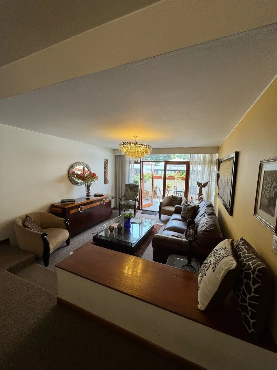 Departamento de 184 m² en El Primer Piso con Jardín y Terraza en Chacarilla, Santiago de Surco - 1
