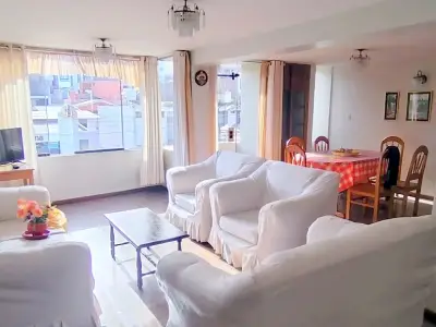 Departamento amoblado  3 habitaciones en yanahuara a media cuadra ave. ejercito.