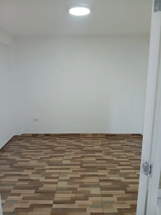 ALQUILO MODERNO DEPARTAMENTO BARRANCO — foto 6