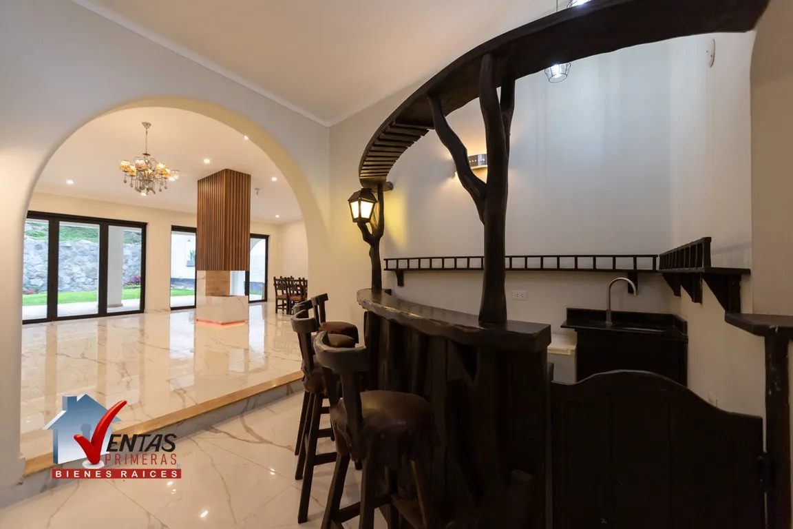 Casa en Venta con piscina en Rinconada del Lago  de 1100m2 en la molina — foto 2