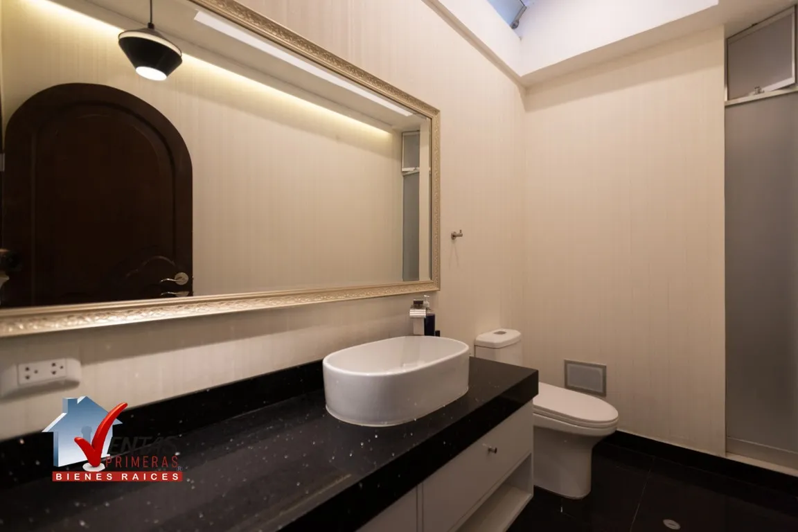 Casa en Venta con piscina en Rinconada del Lago  de 1100m2 en la molina — foto 6