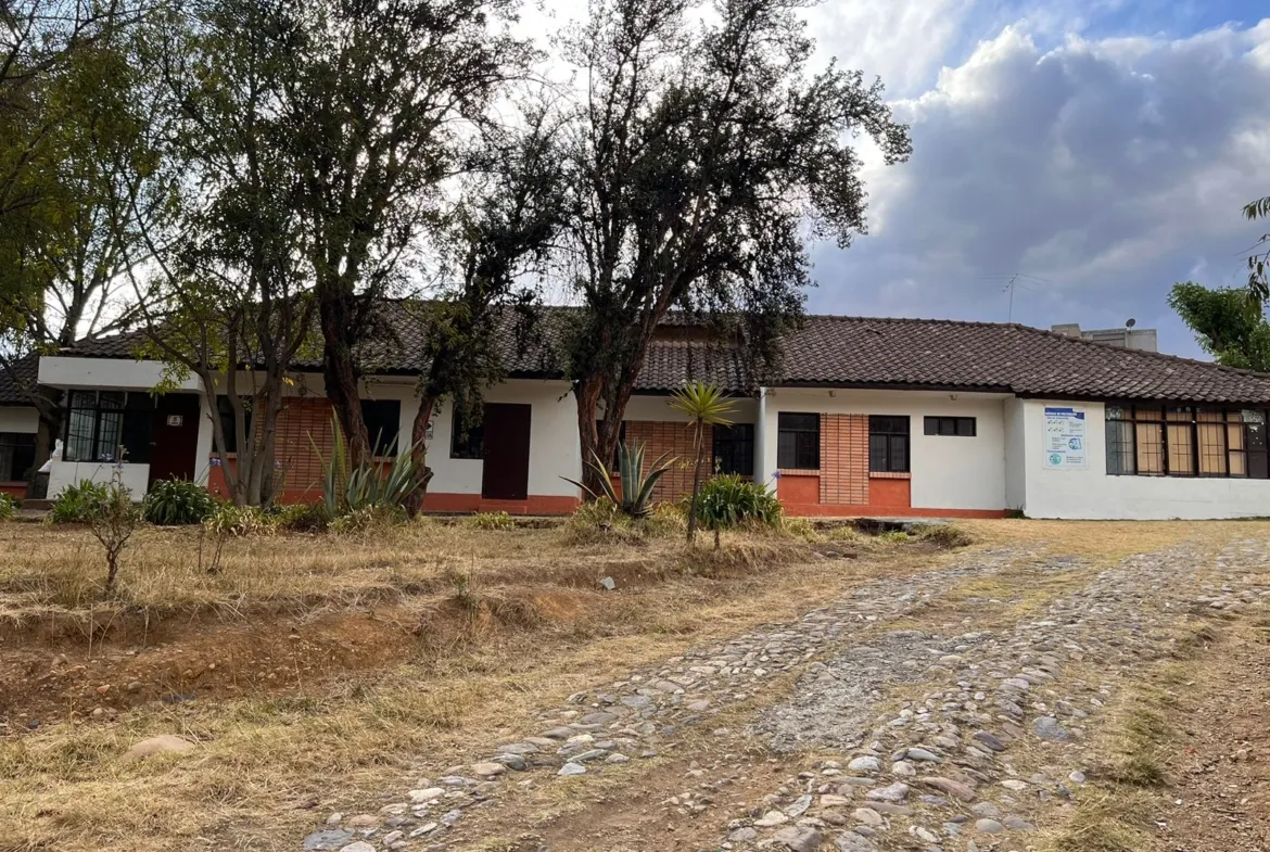 Se Alquila Terreno de 4,461 m2 con Tres Frontis frente a la Universidad UPLA - 5