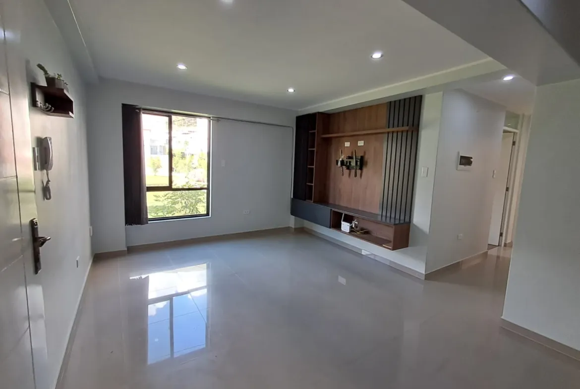 Se Alquila Departamento 2do Piso Urb. Alto la Merced con vista al parque - 9