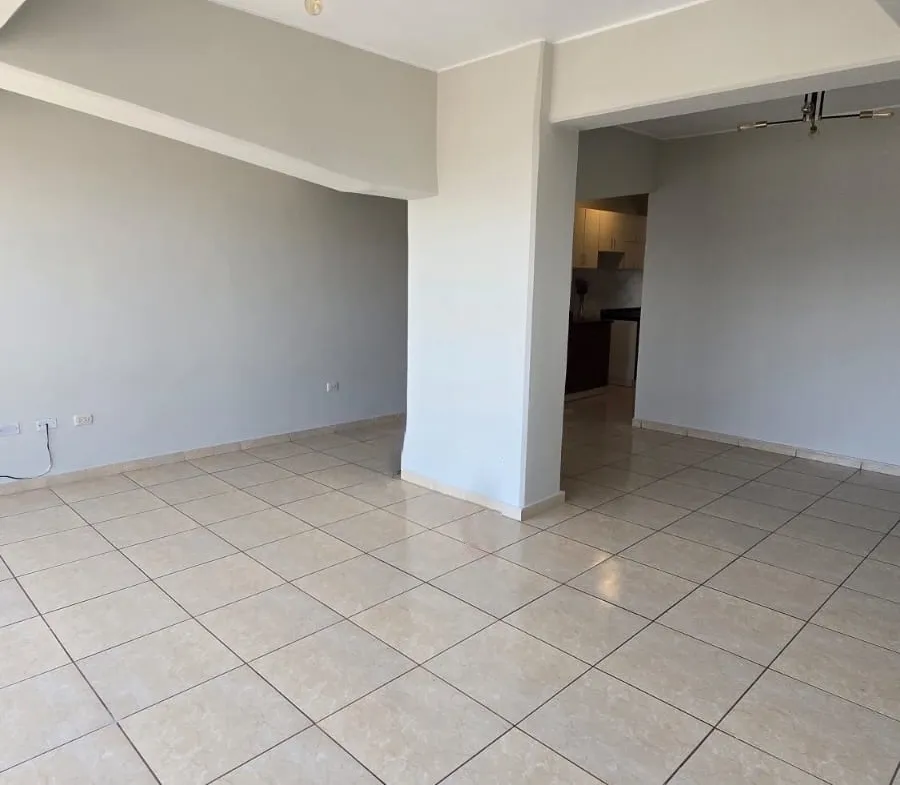 Se Vende Lindo Departamento de 3 dorm en Jr. Panama en el Centro de Hyo — foto 3