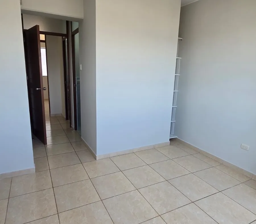 Se Vende Lindo Departamento de 3 dorm en Jr. Panama en el Centro de Hyo — foto 5