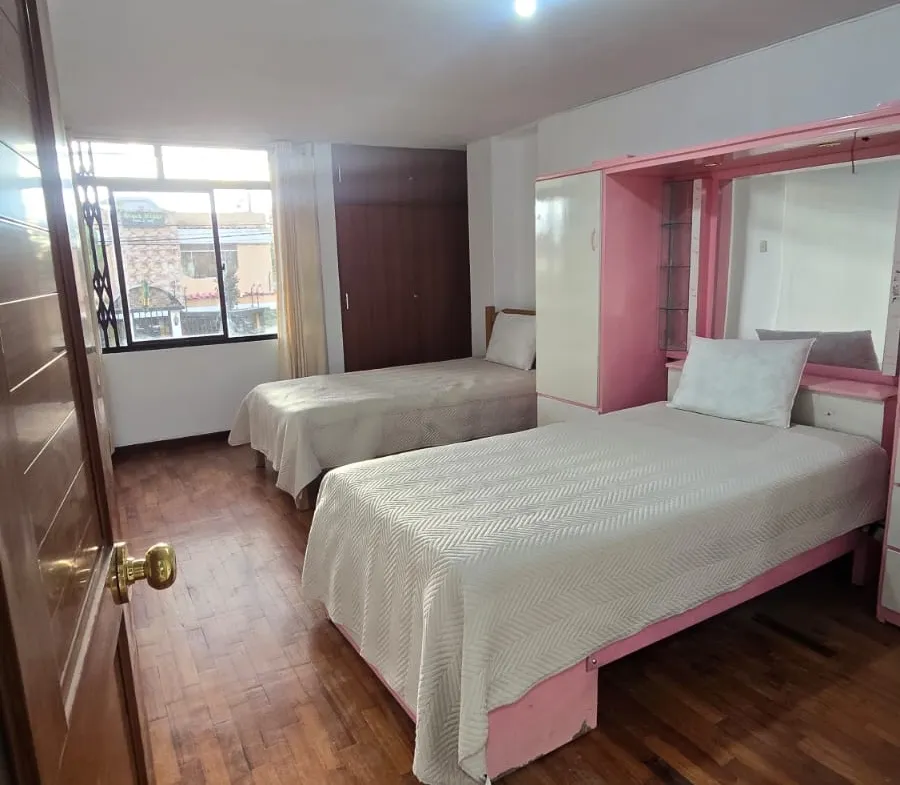 Se Alquila Linda Casa Amblada de 2 Pisos Cerca a la Univ Continental - 2