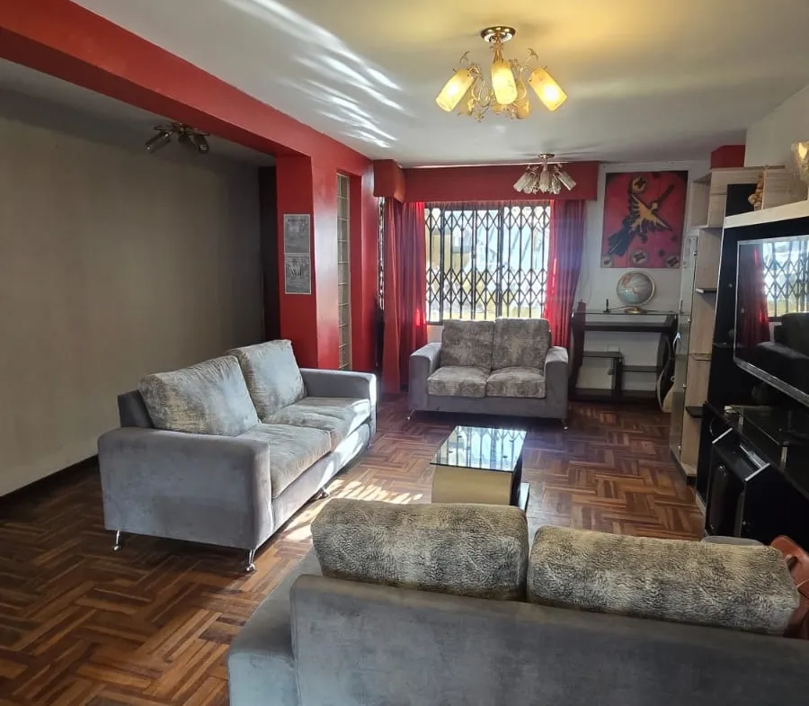Se Alquila Linda Casa Amblada de 2 Pisos Cerca a la Univ Continental - 4
