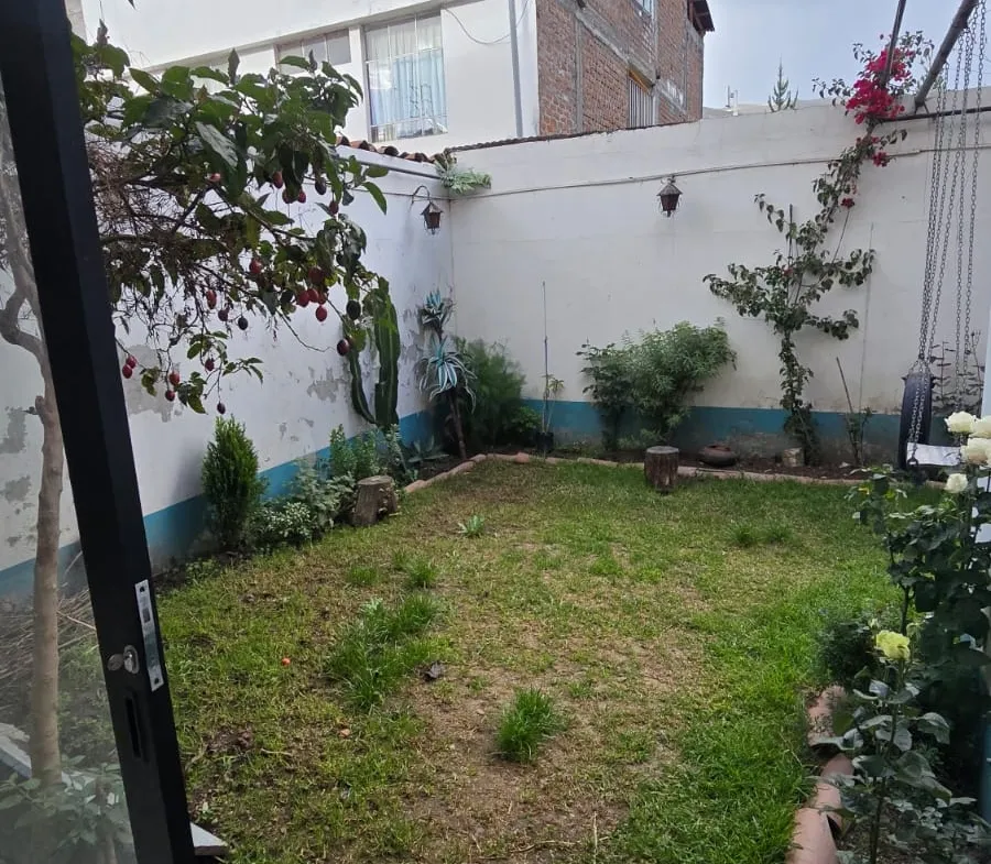 Se Alquila Linda Casa Amblada de 2 Pisos Cerca a la Univ Continental - 12