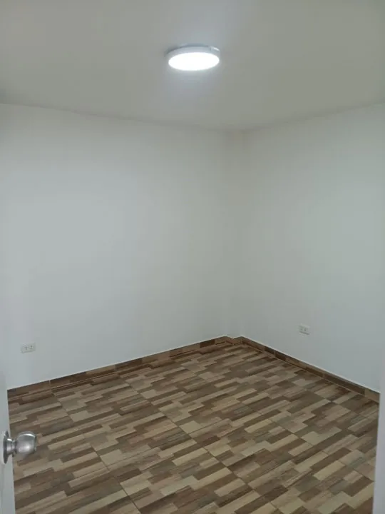 ALQUILO MODERNO DEPARTAMENTO BARRANCO — foto 7