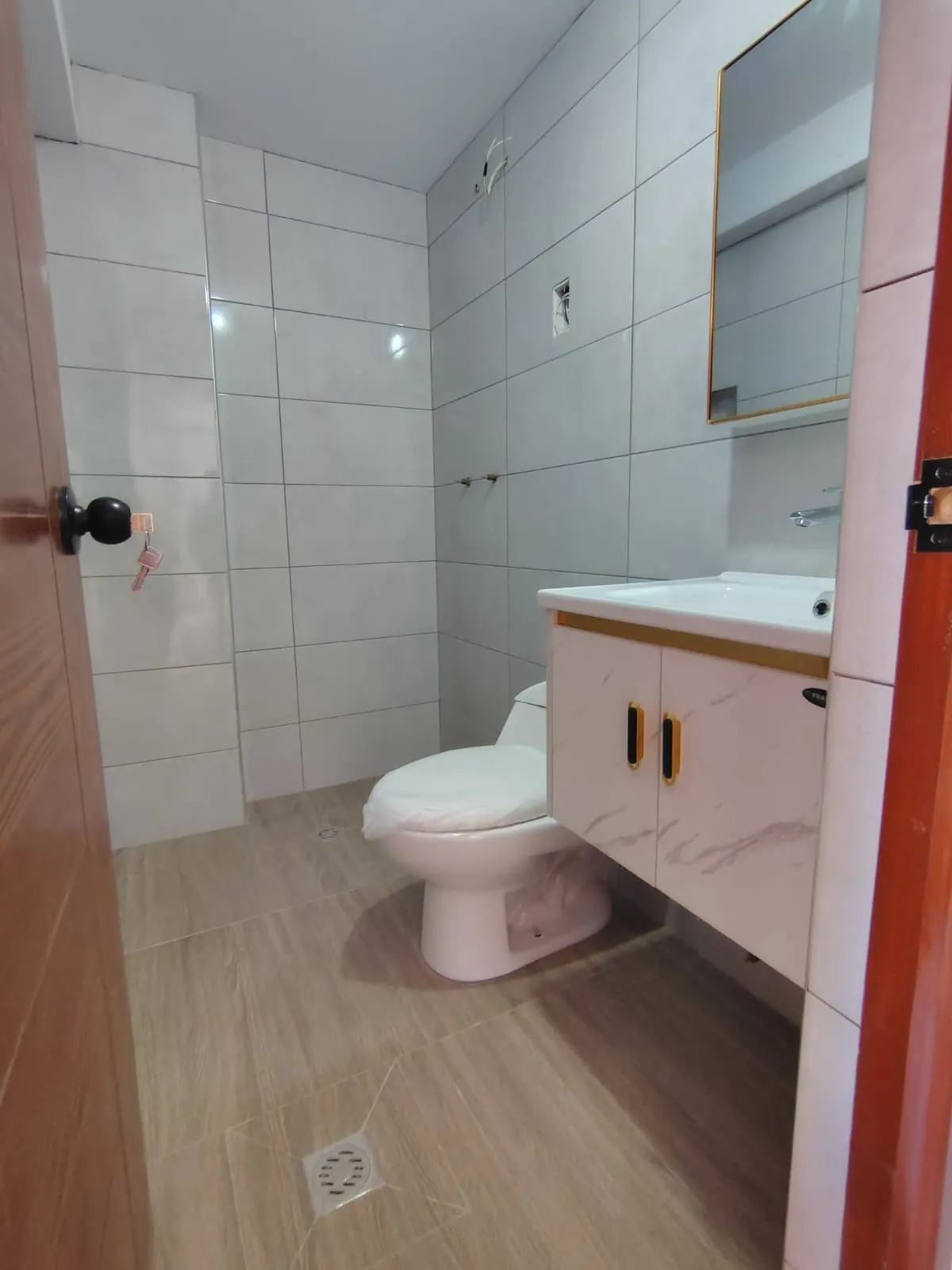 Se Vende Lindos Depas de 3 dormitorios cerca a la Urb. La Merced - 5