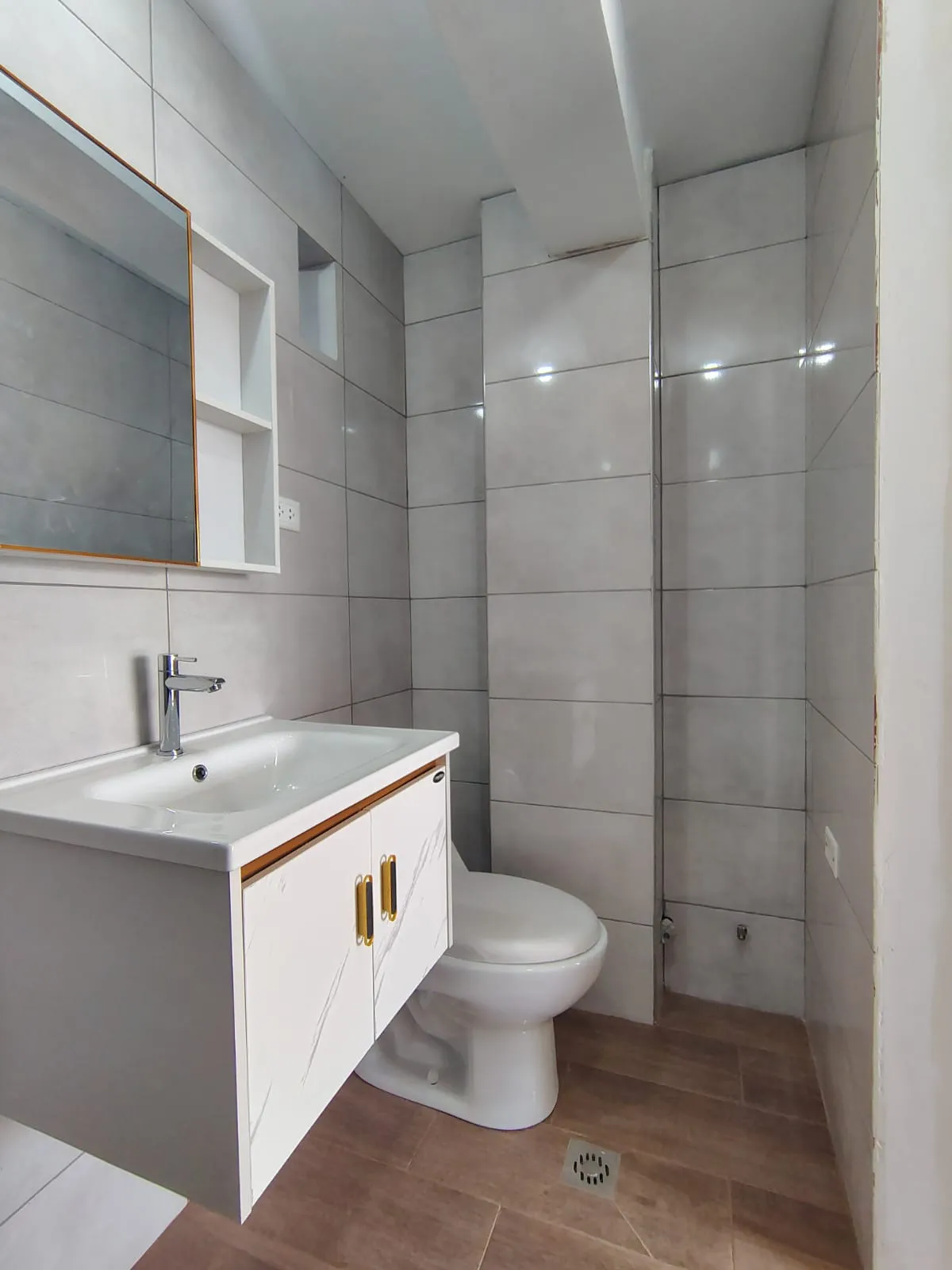 Se Vende Lindos Depas de 3 dormitorios cerca a la Urb. La Merced - 6