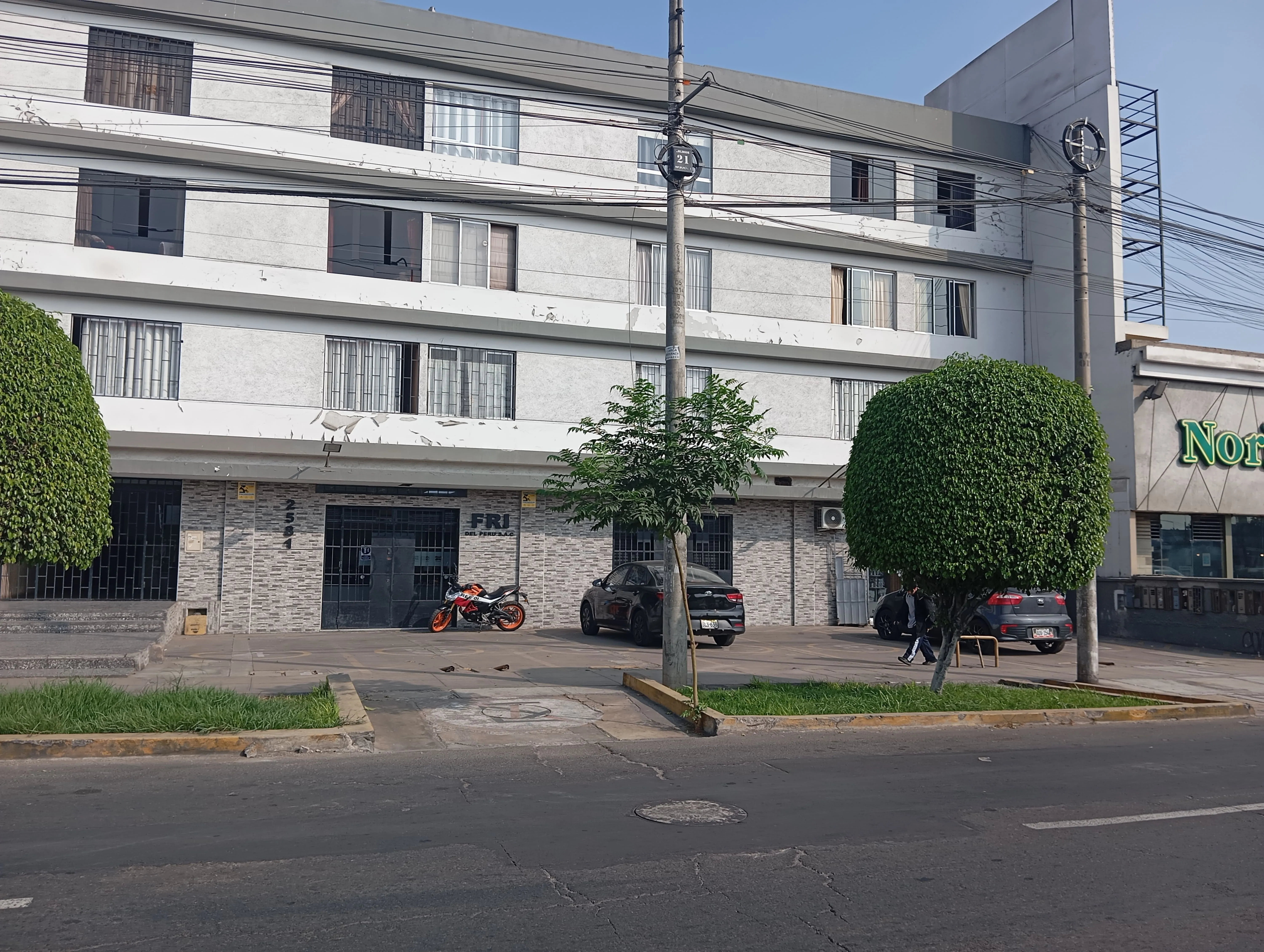 Departamento de 3 habitaciones en Los Cipreses - Cercado (75 mt²) — foto 12
