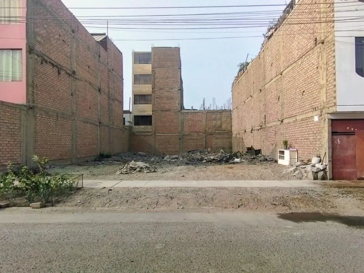 🚨 OCASIÓN OPORTUNIDAD ÚNICA DE INVERSIÓN 🚨 🔥 SE VENDE HERMOSO TERRENO DE 120 m² 📏 Lote 7, Mz. B, Urb. Residencial Los Jardines de Carapongo, Lurigancho – Chosica - 4