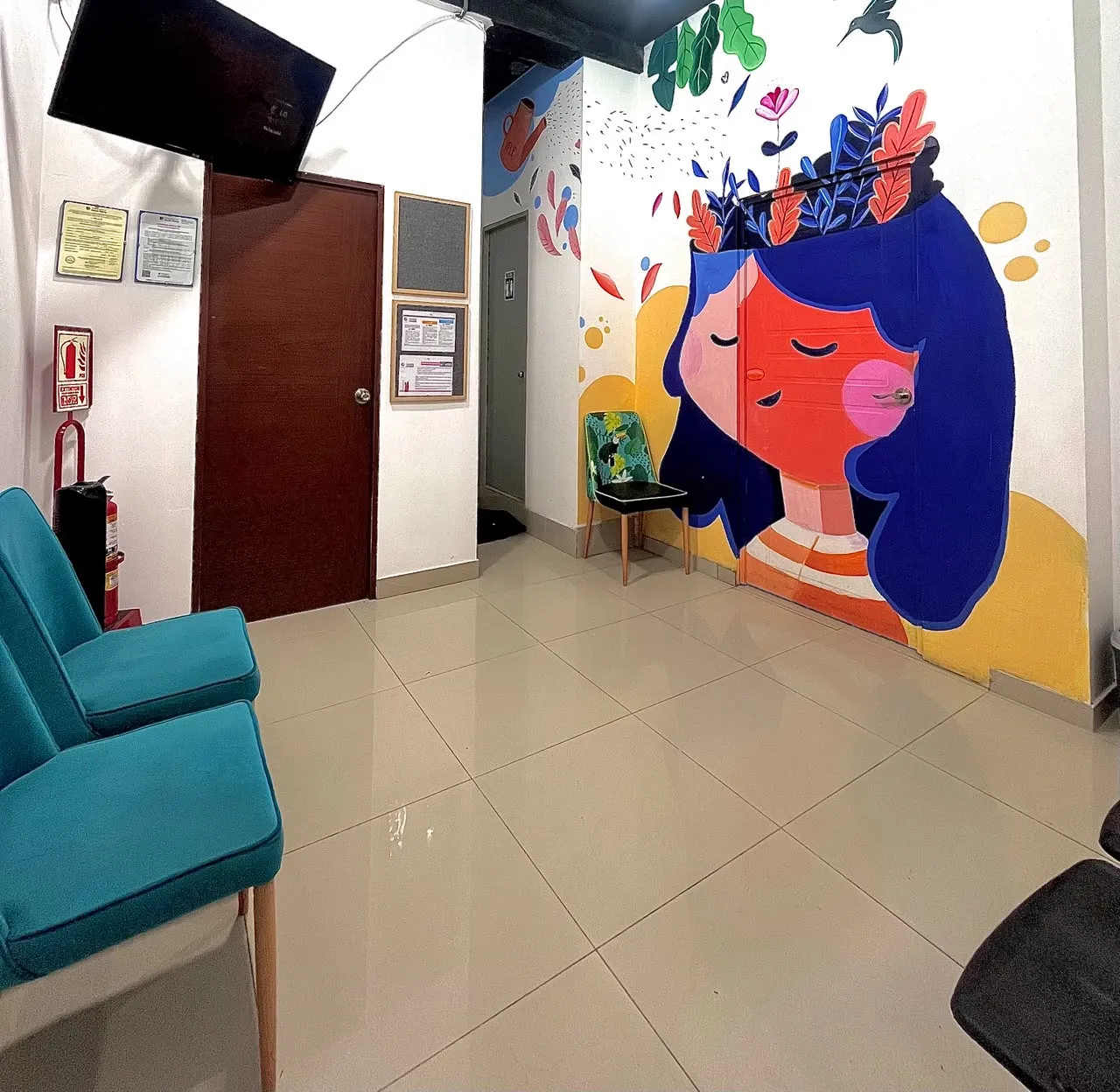 🏢 **ALQUILER DE CONSULTORIO PSICOLÓGICO AMOBLADO POR HORA** - 3