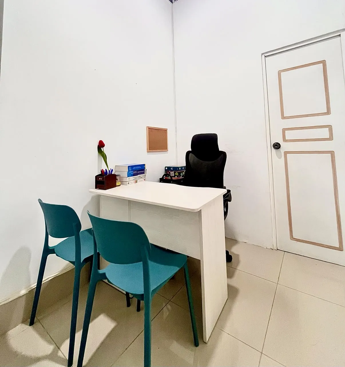 🏢 **ALQUILER DE CONSULTORIO PSICOLÓGICO AMOBLADO POR HORA** - 3