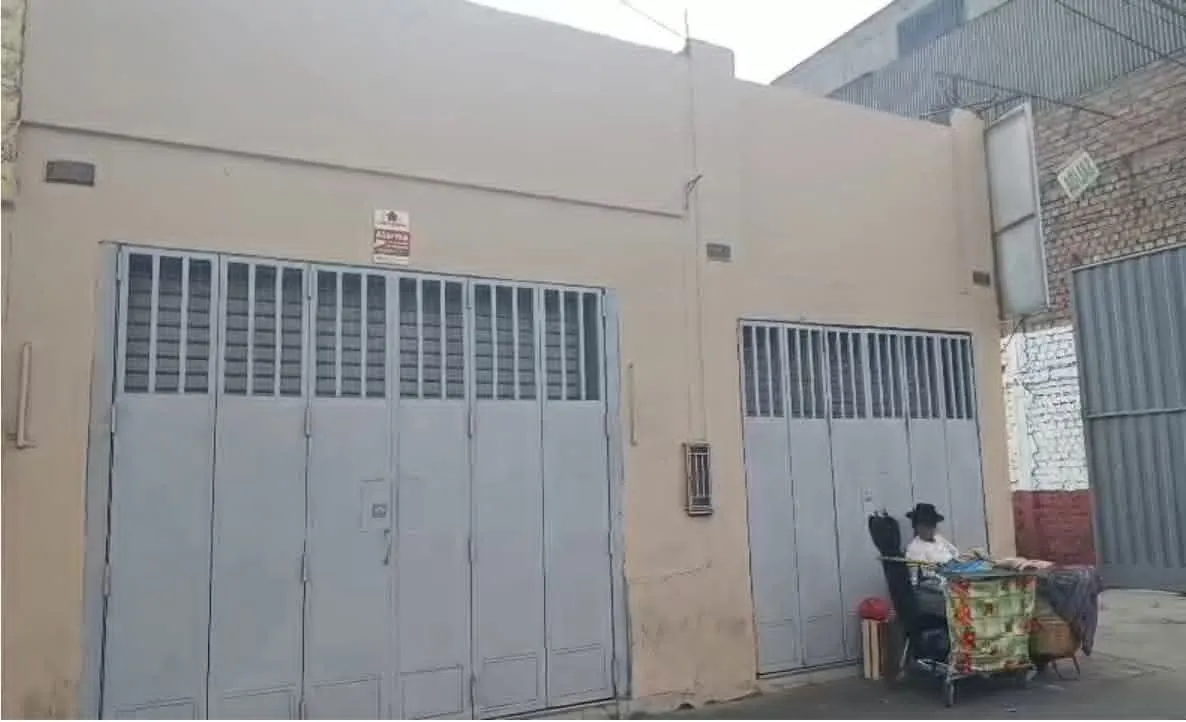 LOCAL COMERCIAL AV ABANCAY - 1