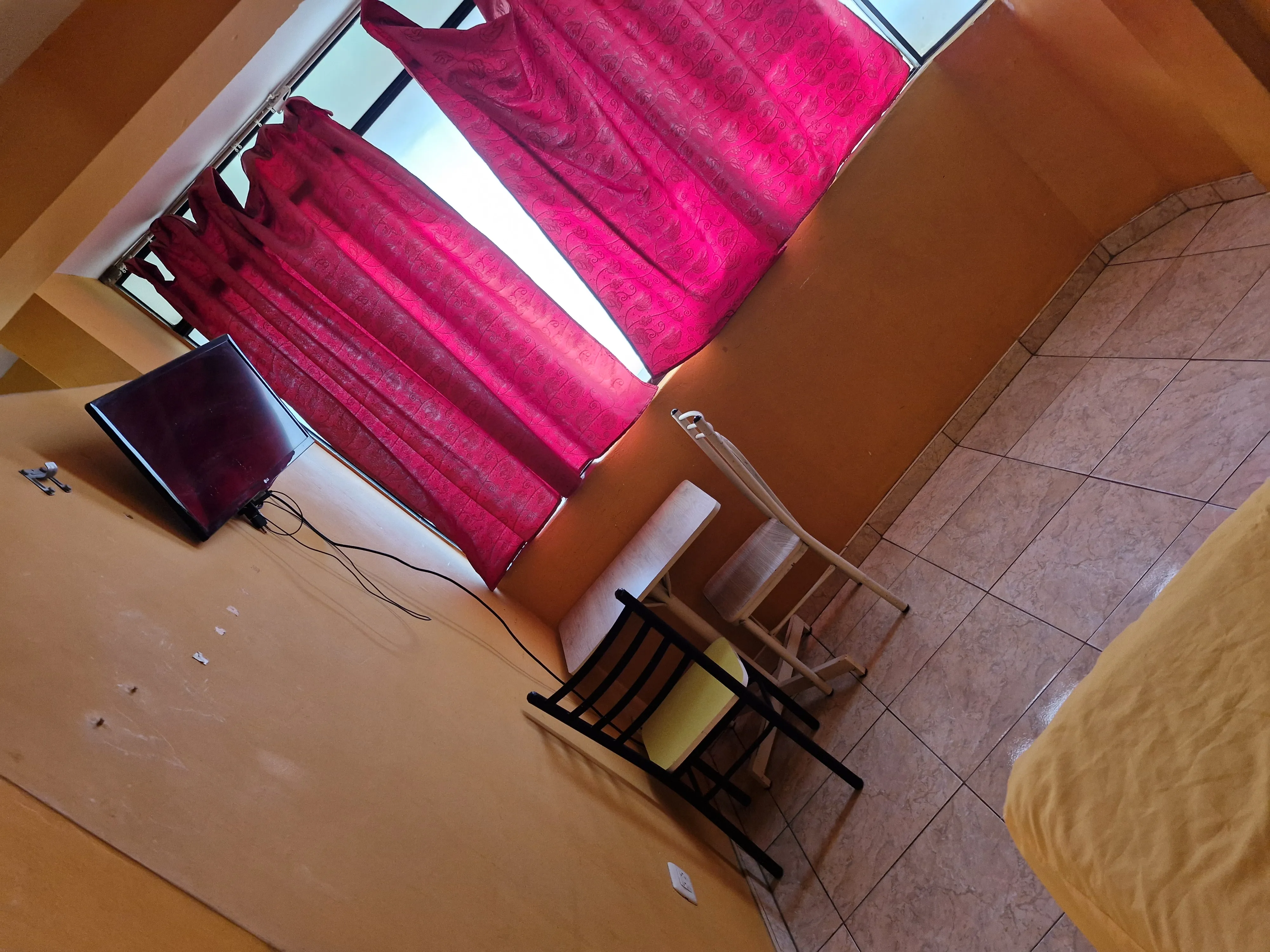 ALQUILO HABITACIONES AMOBLADAS EN CENTRO DE SULLANA - 3