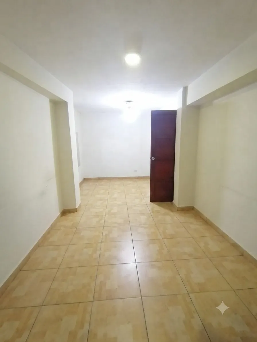 ALQUILO LOCAL/DPT 200MTS LA PERLA EN AV. LA MARINA CUADRA 9 — foto 2