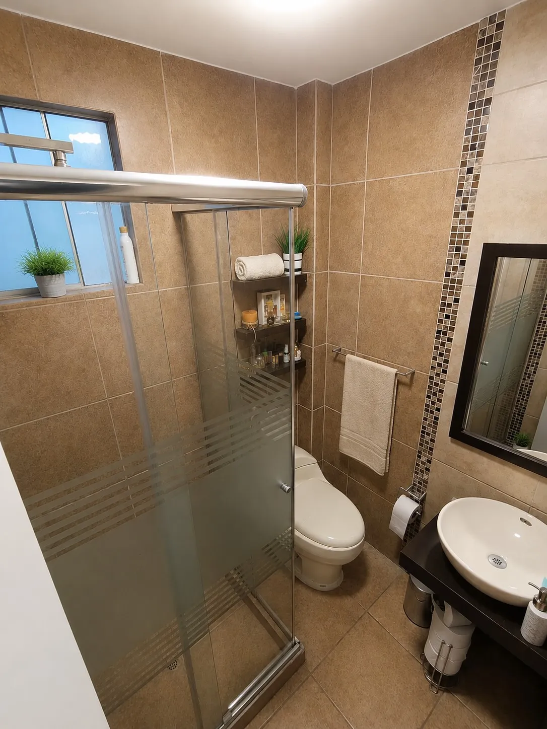 Amplio Departamento en 1er Piso | 117 m² | 3 Dorm | Santa Raquel | Cochera — foto 7