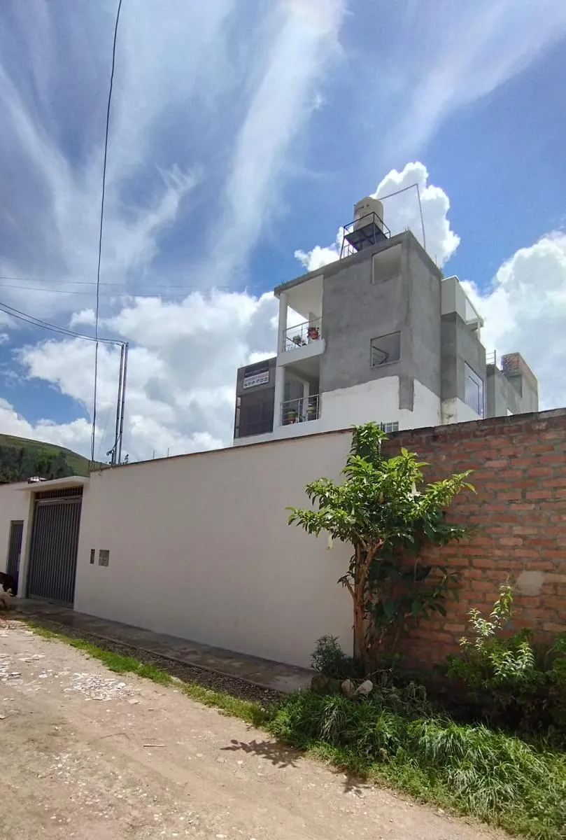 Se Alquila Depa Amoblado 3 dorm mas cochera cerca a la UPLA - 1