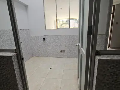 Se Vende Linda Casa de 2 Pisos + Cochera Urb. Los Eucaliptos