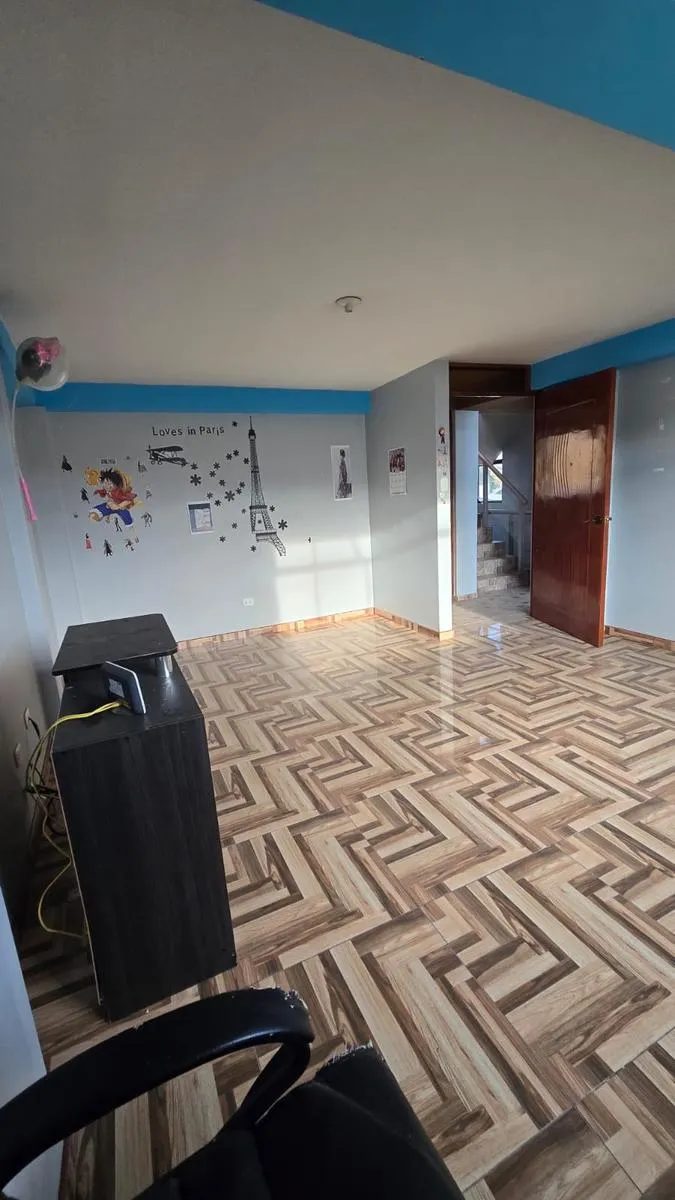 Se Vende Casa de 3 pisos con Cochera cerca a Cerrito de la libertad - 6
