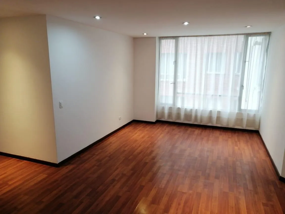 DEPARTAMENTO EN SALAMANCA AV LOS QUECHUAS - 1