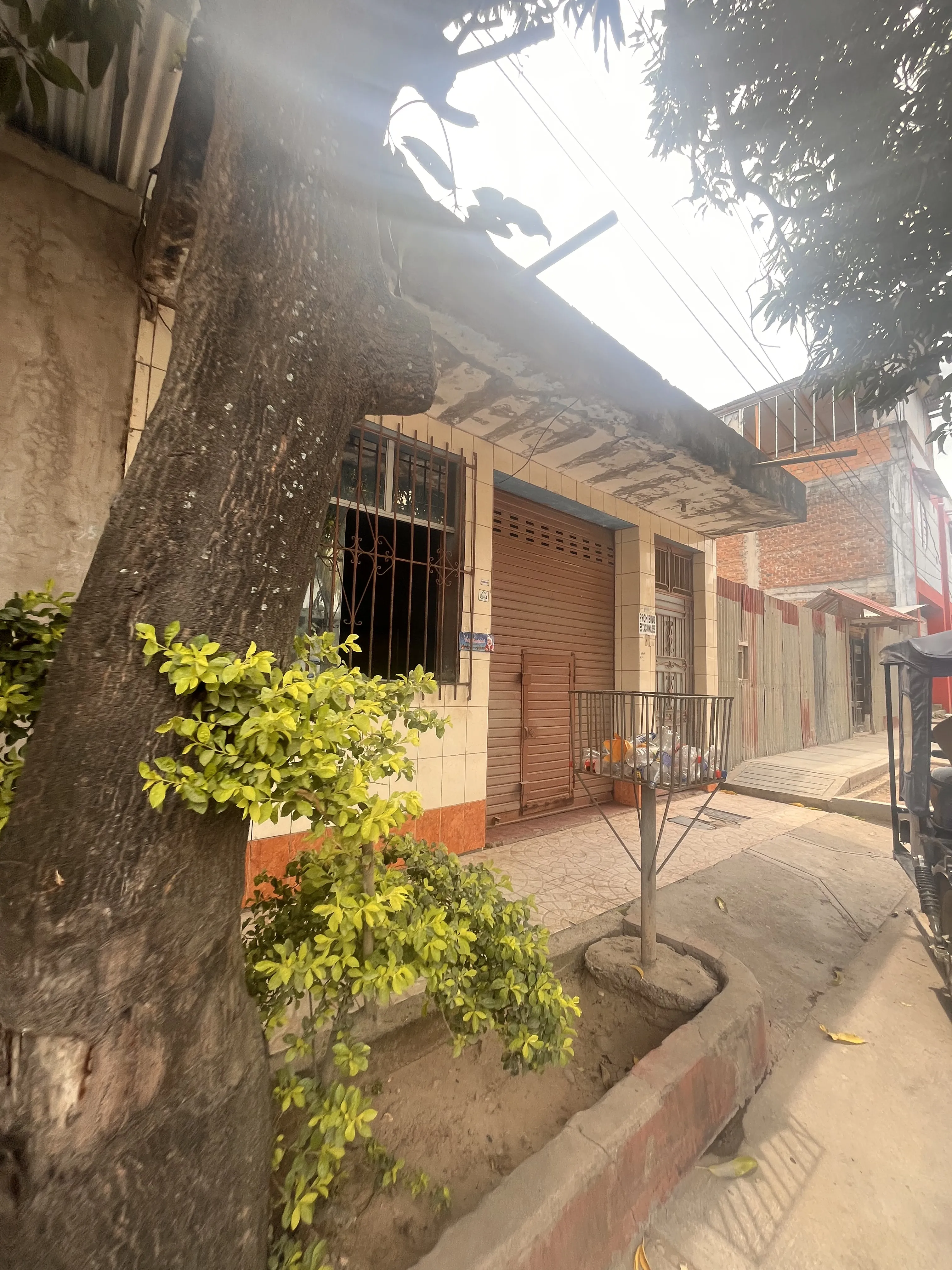 Venta Casa/Terreno 240 m² en Juanjuí - Excelente Ubicación, Cerca del Hospital - 7