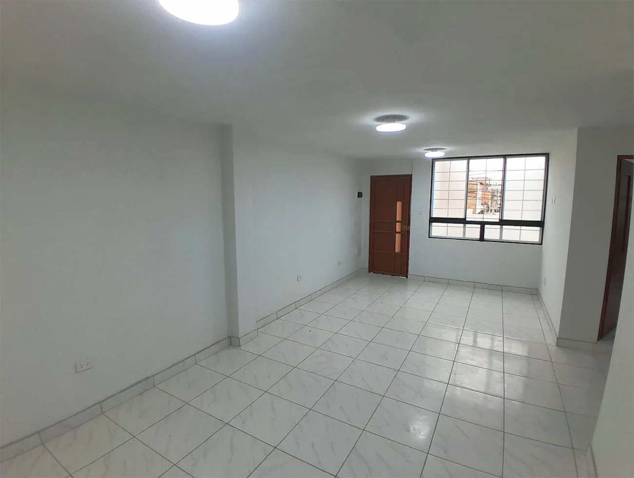 S/.1300 soles Alquilo Departamento Chorrillos Los Cedros de Villa. — foto 2