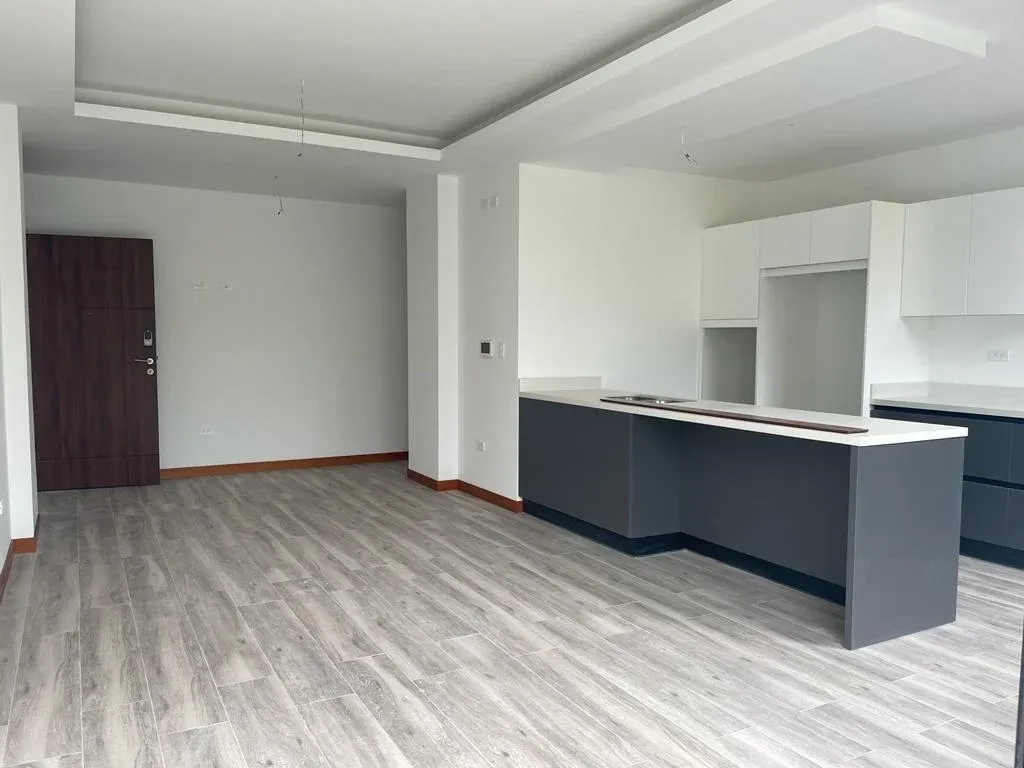 DEPARTAMENTO EN  SURCO  AV CAMINOS DEL INCA - 1