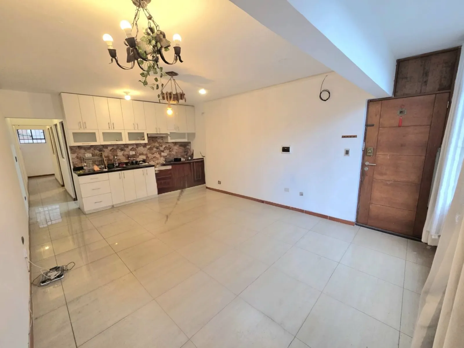DEPARTAMENTO DE 2 HABITACIONES 2DO PISO - 2