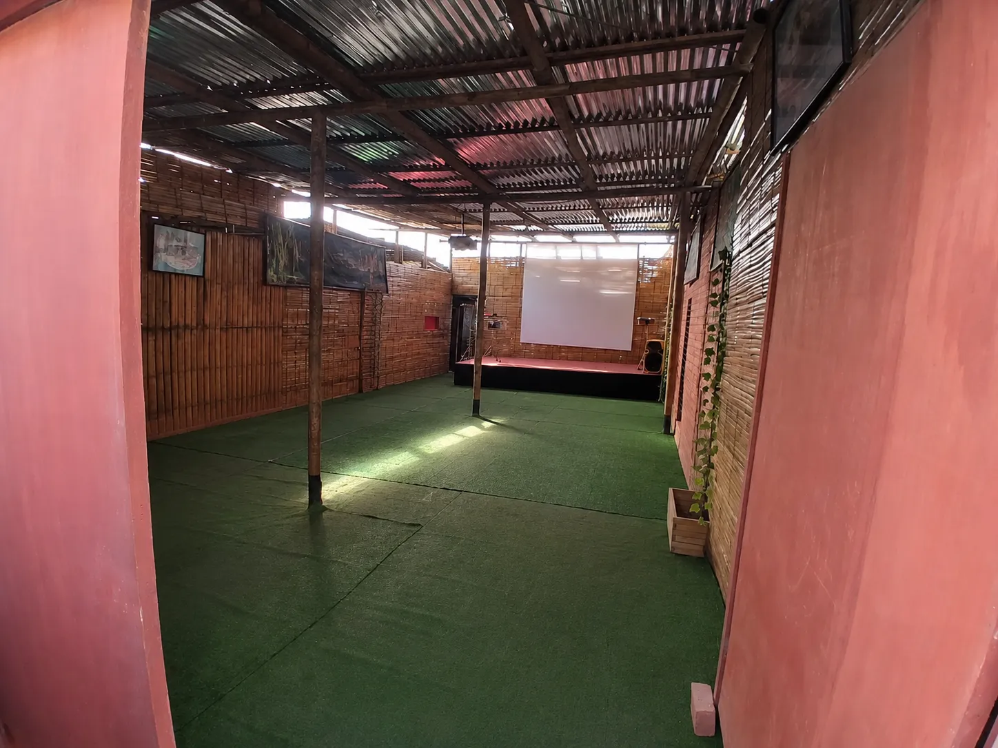 ALQUILER MANCORA 132M2 𝗟𝗼𝗰𝗮𝗹 𝗰𝗼𝗺𝗲𝗿𝗰𝗶𝗮𝗹 𝗿ú𝘀𝘁𝗶𝗰𝗼 - 4
