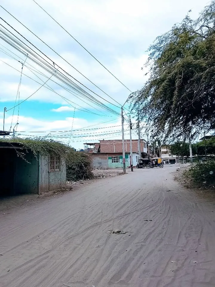 ALQUILER MANCORA 132M2 𝗟𝗼𝗰𝗮𝗹 𝗰𝗼𝗺𝗲𝗿𝗰𝗶𝗮𝗹 𝗿ú𝘀𝘁𝗶𝗰𝗼 - 5