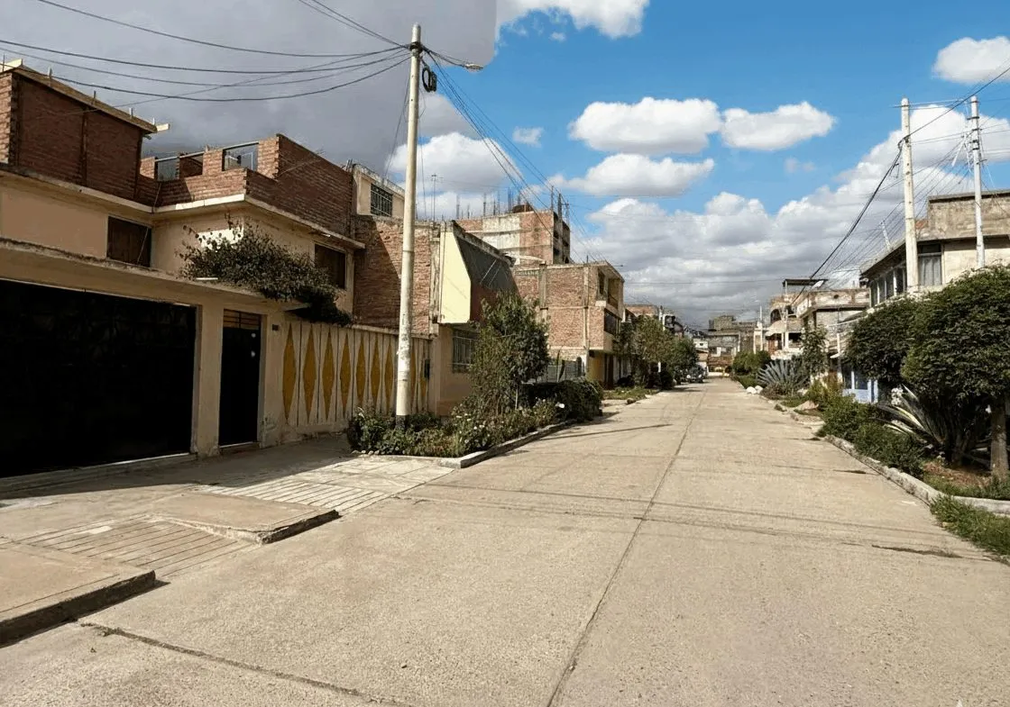Se Vende Terreno 170 m2 en Zona Residencial Urb. Gonzales - 5