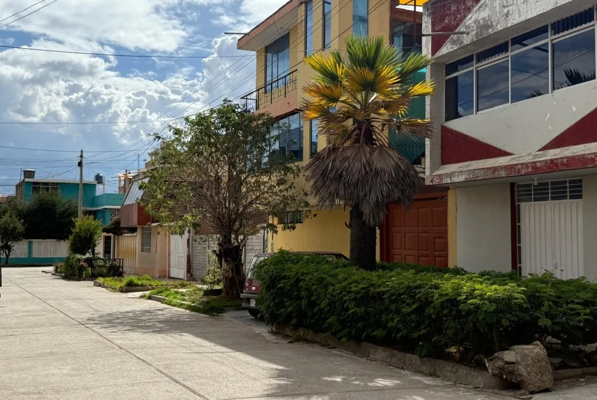 Se Vende Terreno 170 m2 en Zona Residencial Urb. Gonzales - 3