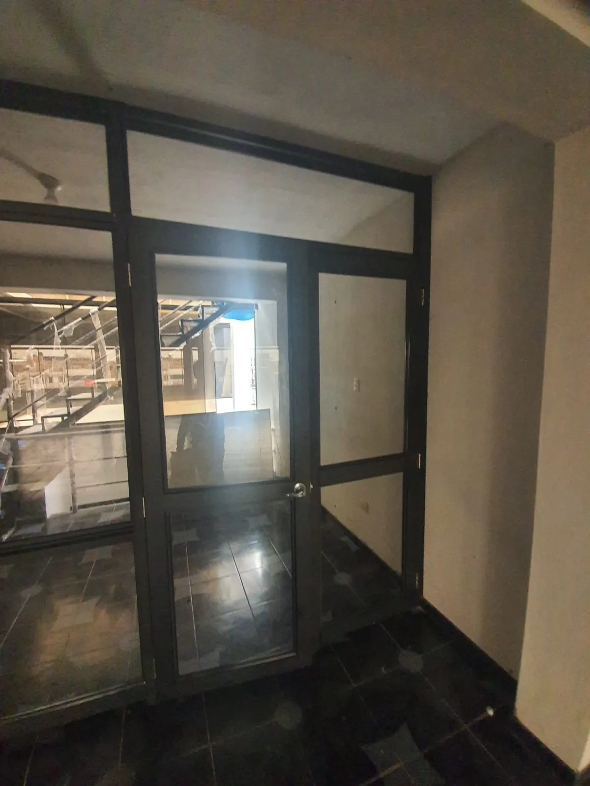ALQUILER DE LOCAL COMERCIAL E INSTITUCIONAL - 20