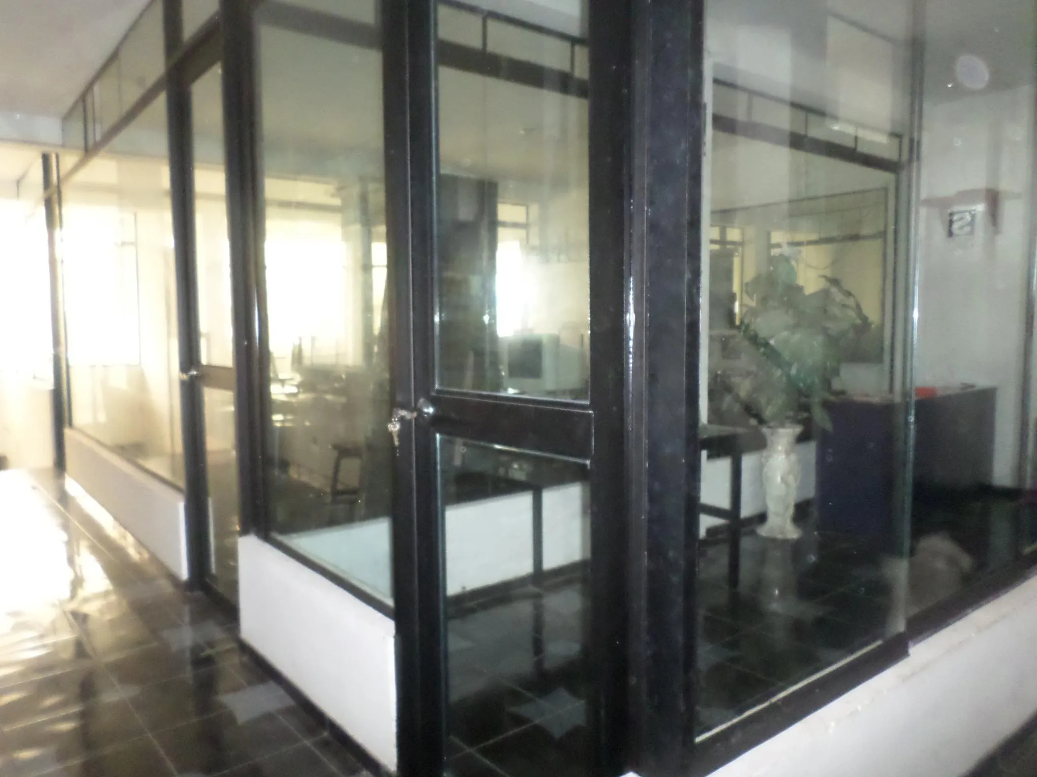 ALQUILER DE LOCAL COMERCIAL E INSTITUCIONAL - 10