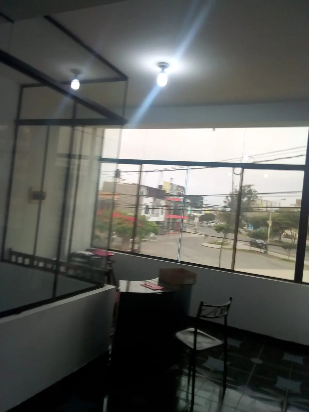 ALQUILER DE LOCAL COMERCIAL E INSTITUCIONAL - 3