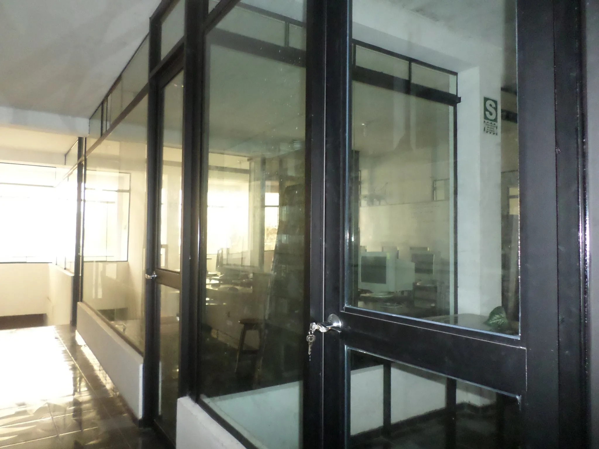 ALQUILER DE LOCAL COMERCIAL E INSTITUCIONAL - 9