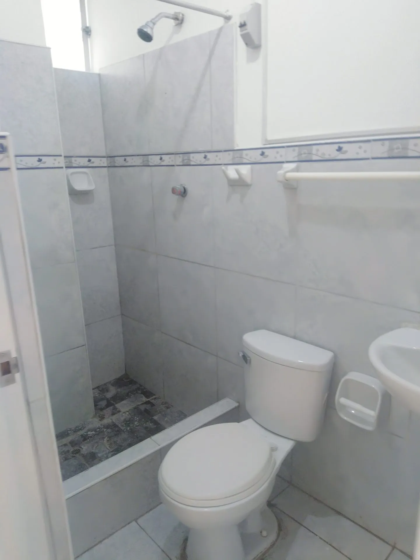 Descansa más viaja menos! Dpto. en 2do Piso, en corazón de Los Olivos.  Cerca a todo! — foto 11