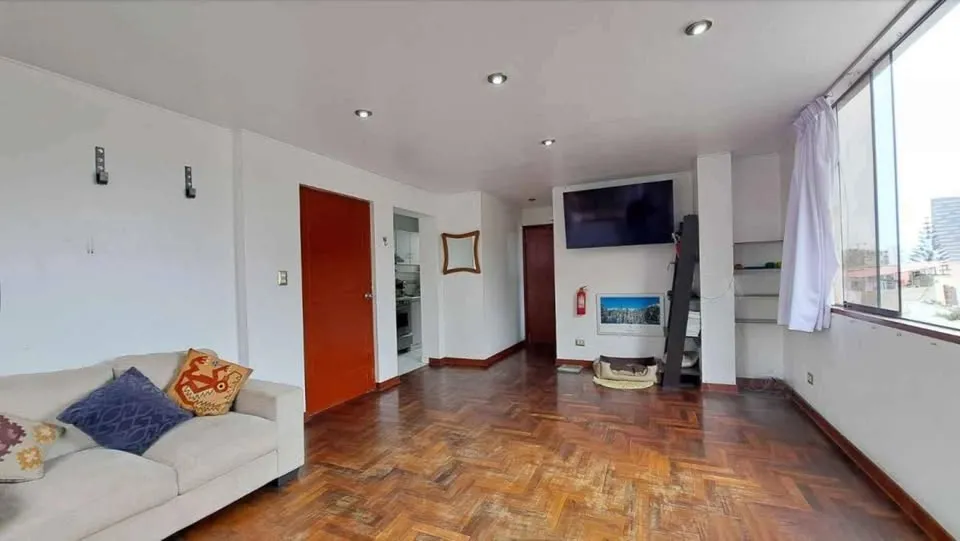 ALQUILO departamento 45m2 en Surquillo Limite con San Isidro Pet Friendly - 1