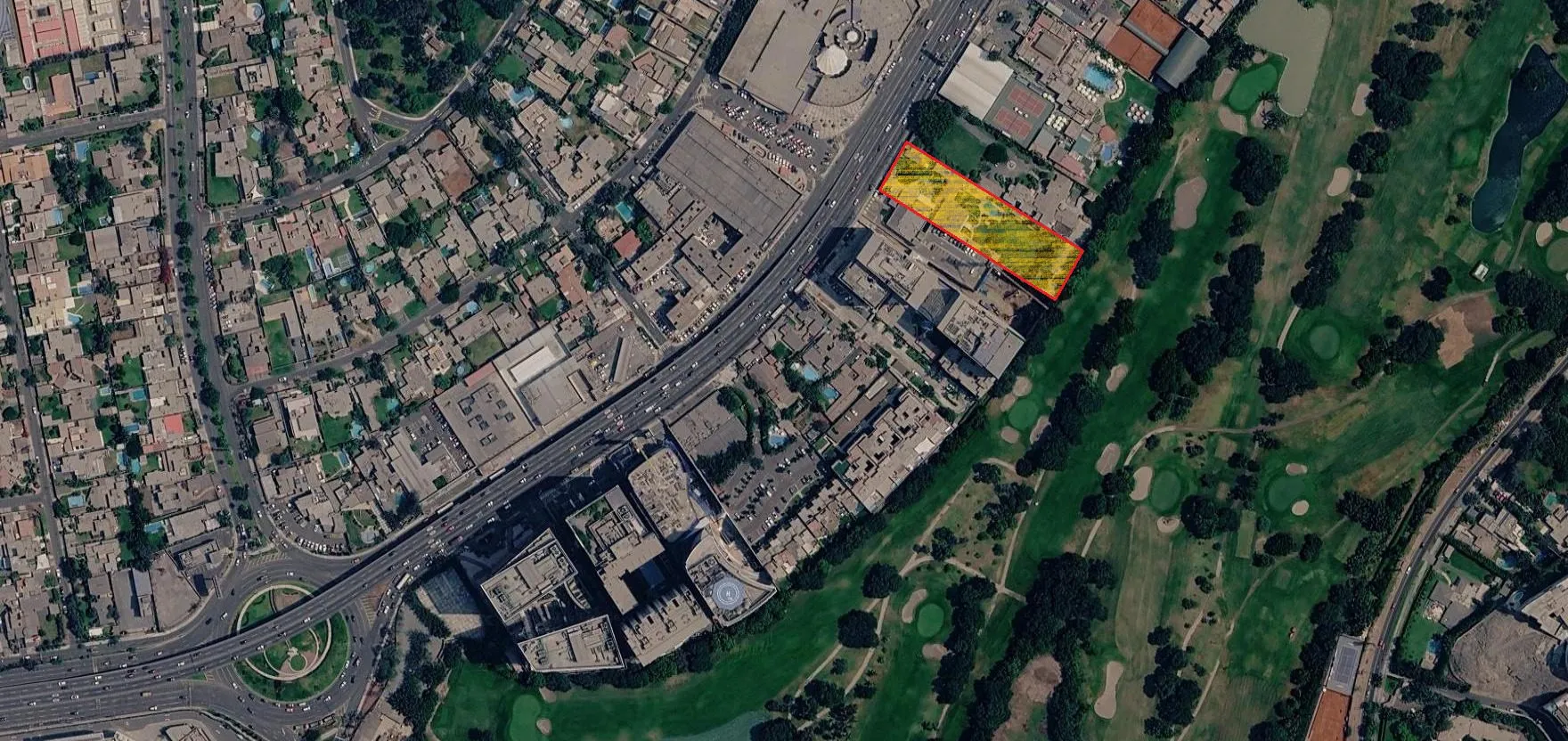 Terreno de 5000 m² Frente a La Plaza Camacho con Frontis Club Golf Los Incas y La Javier Prado Este - 1
