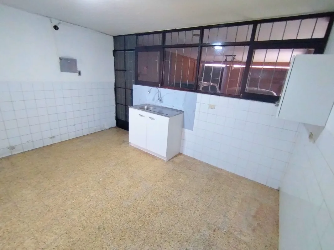 La Victoria SANTA CATALINA - Departamento DUPLEX Primer Piso de 3 Dorm + 2 Cocheras - 10
