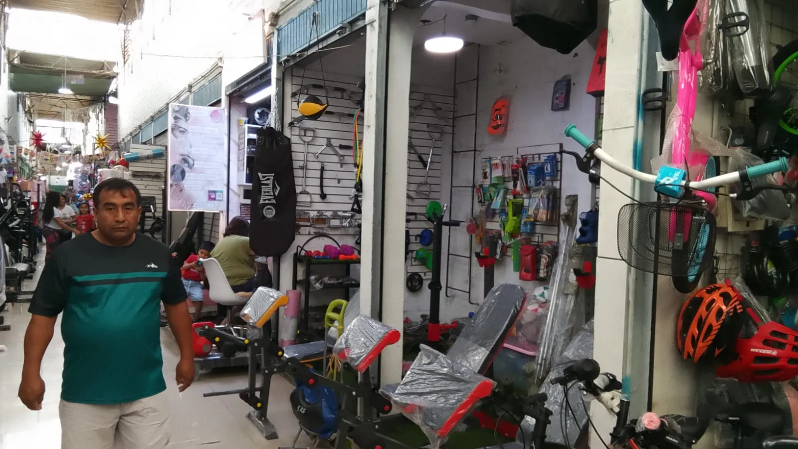 VENTA DE DOS LOCALES COMERCIALES - 1